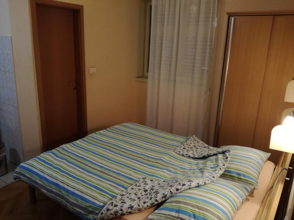 Apartments Kurtic Makarska Esterno foto